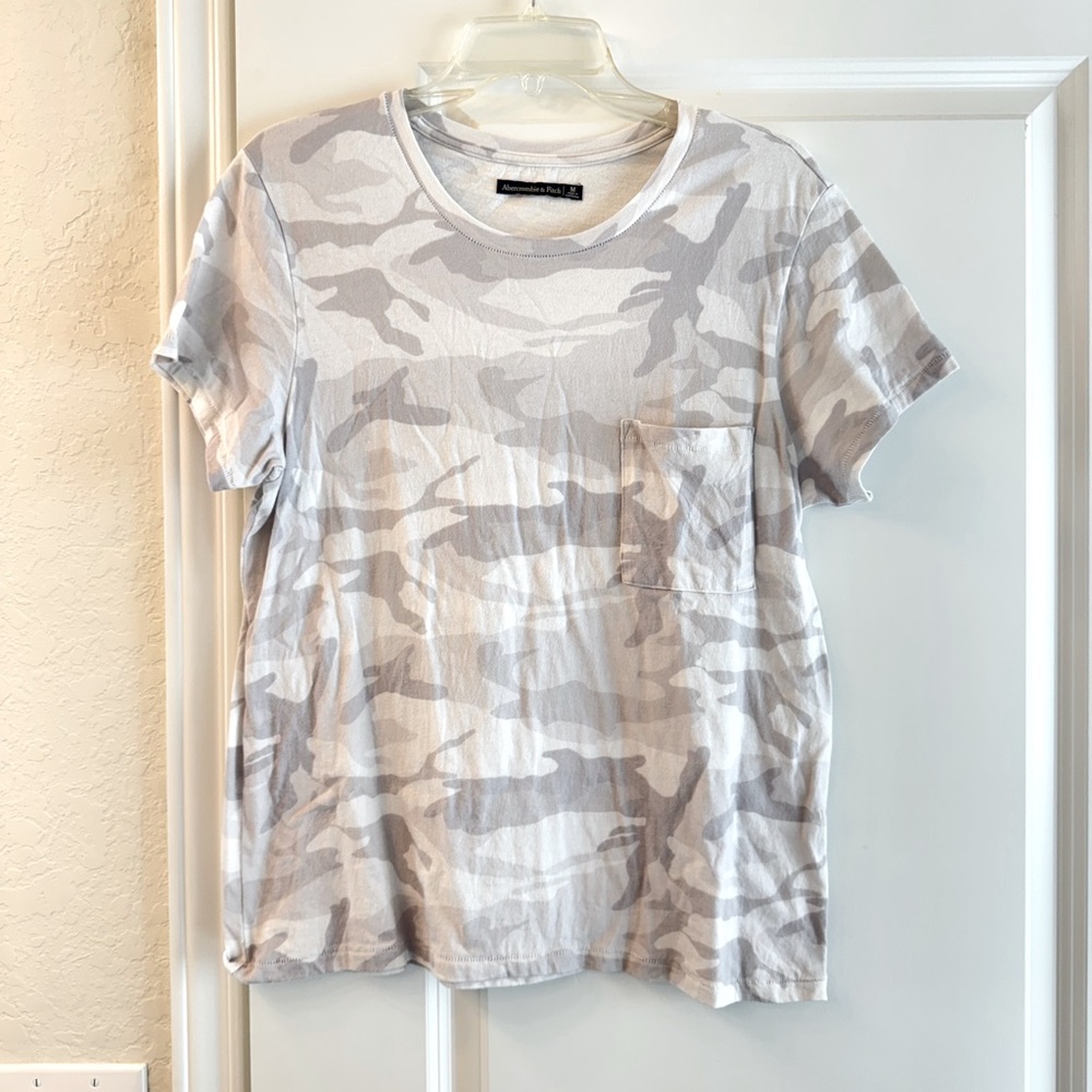 Abercrombie & Fitch Gray and White Boxy Short Sleeve T-Shirt